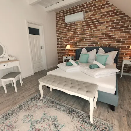 Elisoria Superiors Vendégház